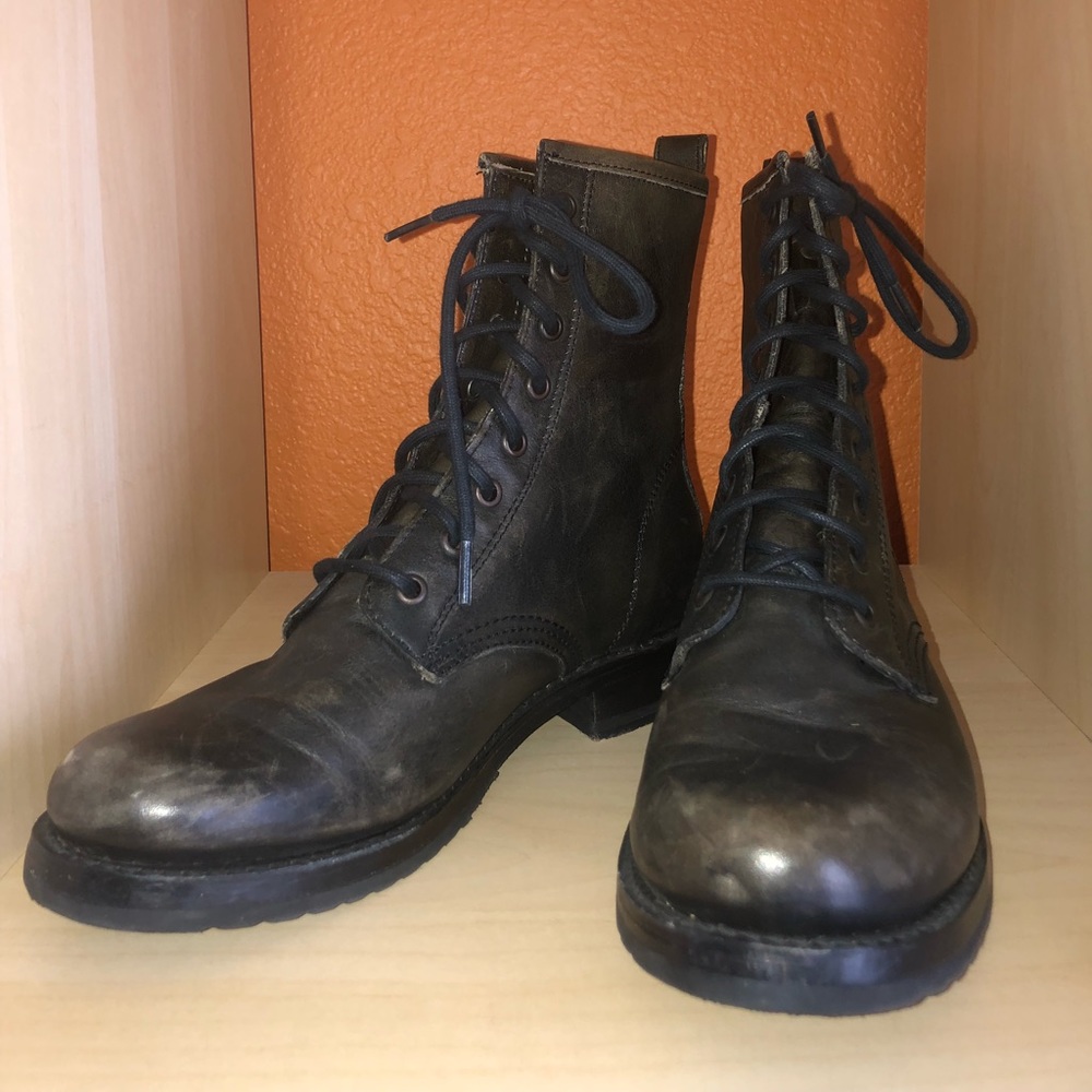 Frye Veronica Combat Boots Style 76271 Black Sz 8B